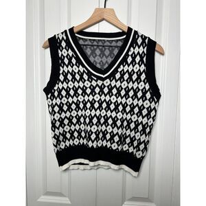 Black and White Geometric Diamond Knit Sweater Vest V-Neck